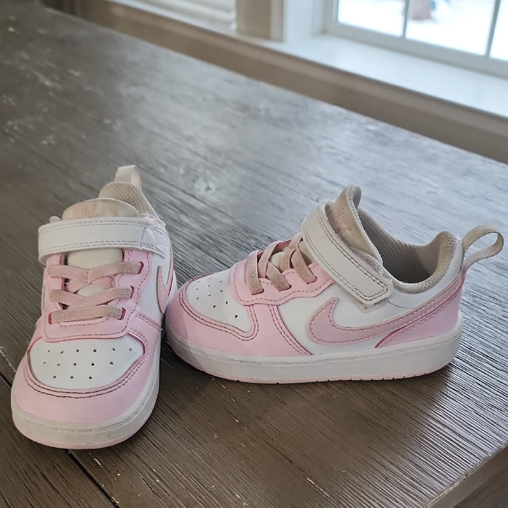 Nike Sneaker